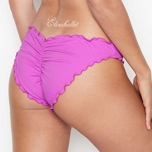 ✨NWT Victoria’s Secret Ruffle Cheeky Bikini Bottom